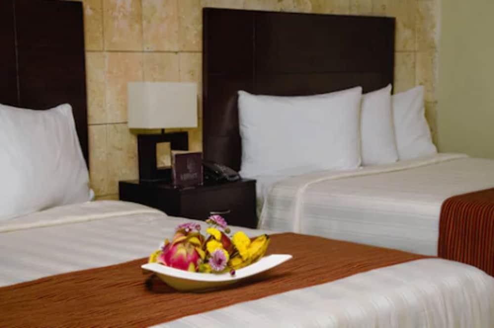H177 Hotel Campeche Extérieur photo